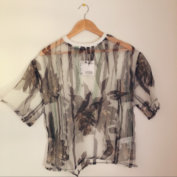 Sheer Gauzy Paradise Top - Picture 3 of 5